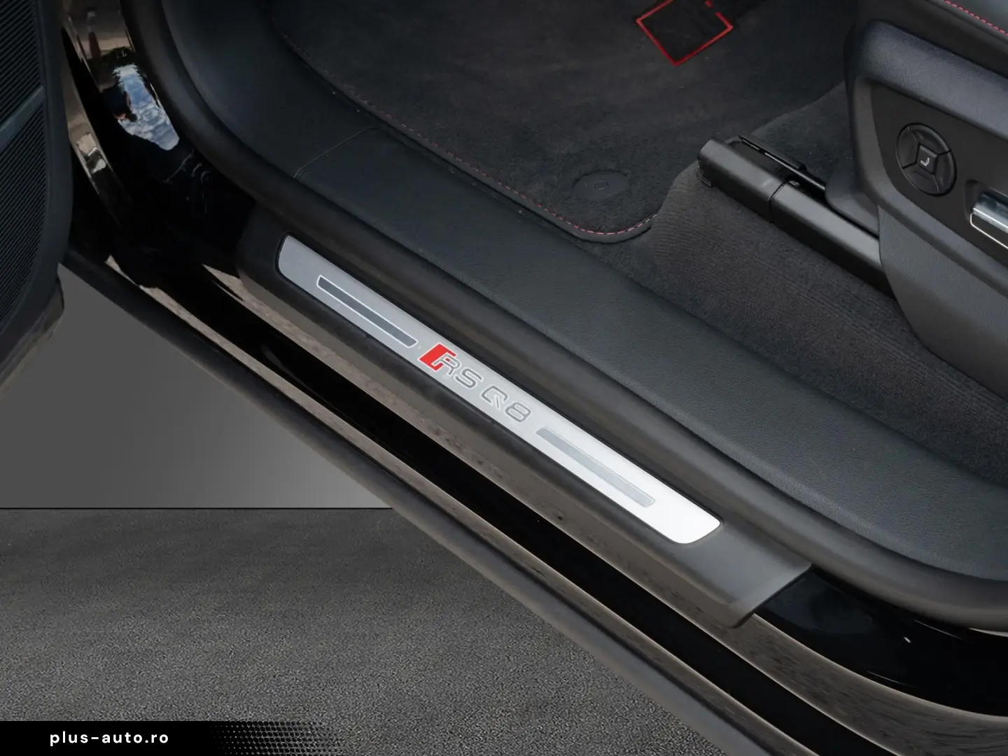 AUDI RS Q8 4.0 TFSI quattro 23  B&O SAGA Carb. Matrix