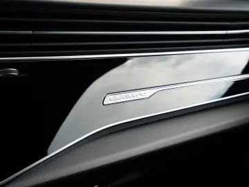 AUDI RS Q8 4.0 TFSI quattro 23  B&O SAGA Carb. Matrix