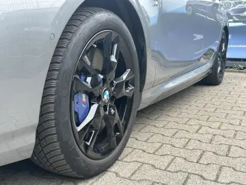 BMW M135 xDrive PANO AHK DA-Prof h&k Lea ab 390 brut