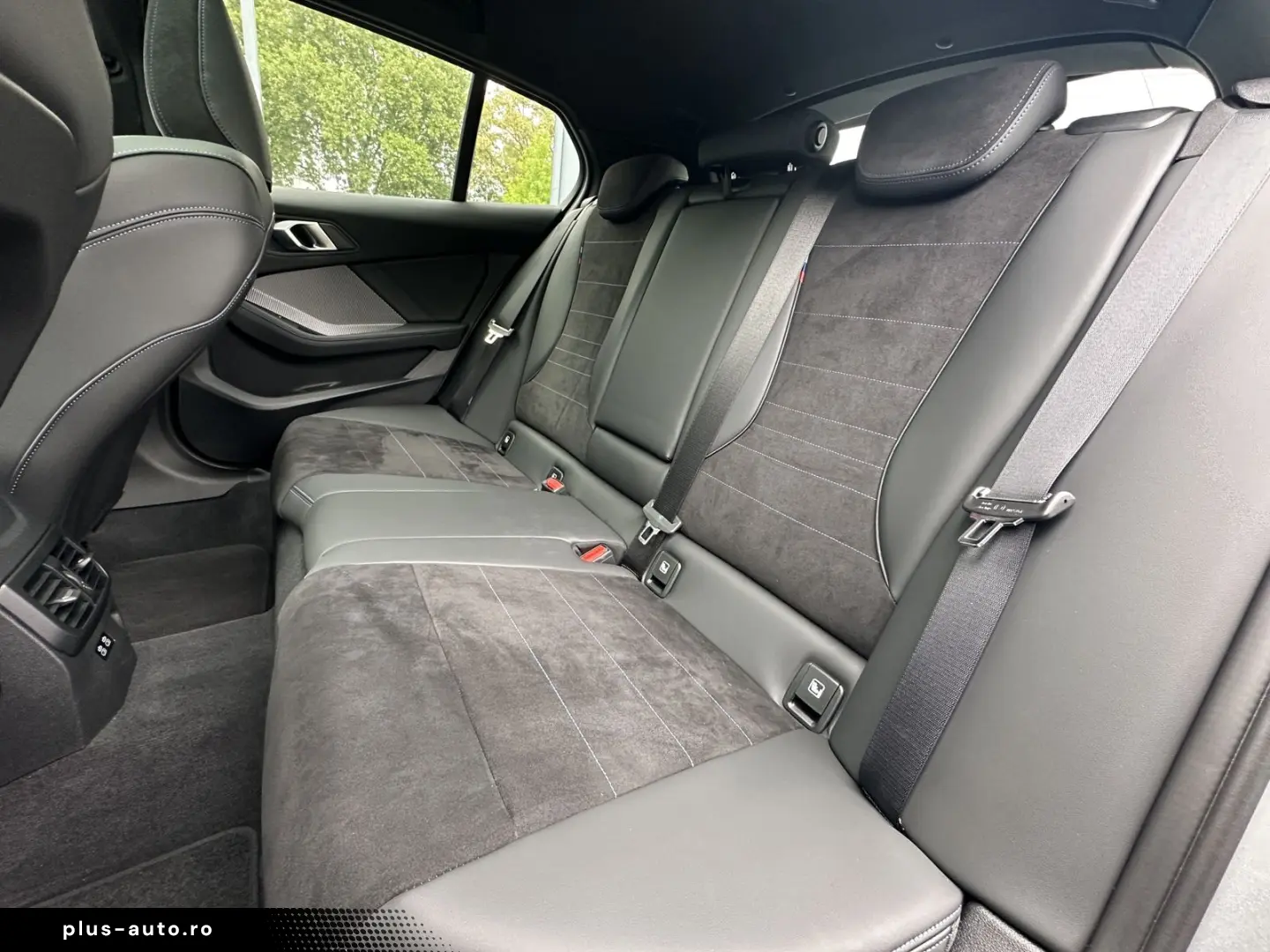 BMW M135 xDrive PANO AHK DA-Prof h&k Lea ab 390 brut