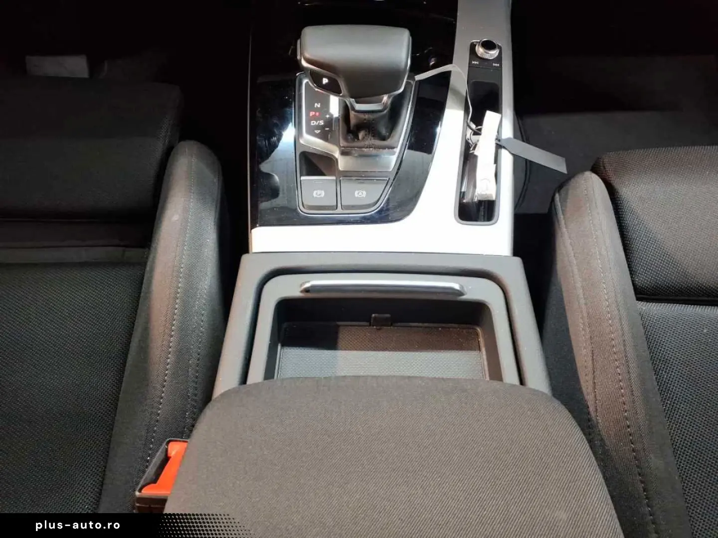 AUDI Q5 35TDI Sportback Stronic adva. AHK