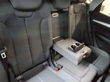 AUDI Q5 35TDI Sportback Stronic adva. AHK