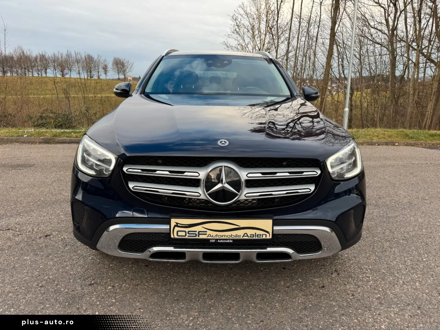 MERCEDES-BENZ GLC 300 e 4Matic LED AHK HUD Leder 1.Hand