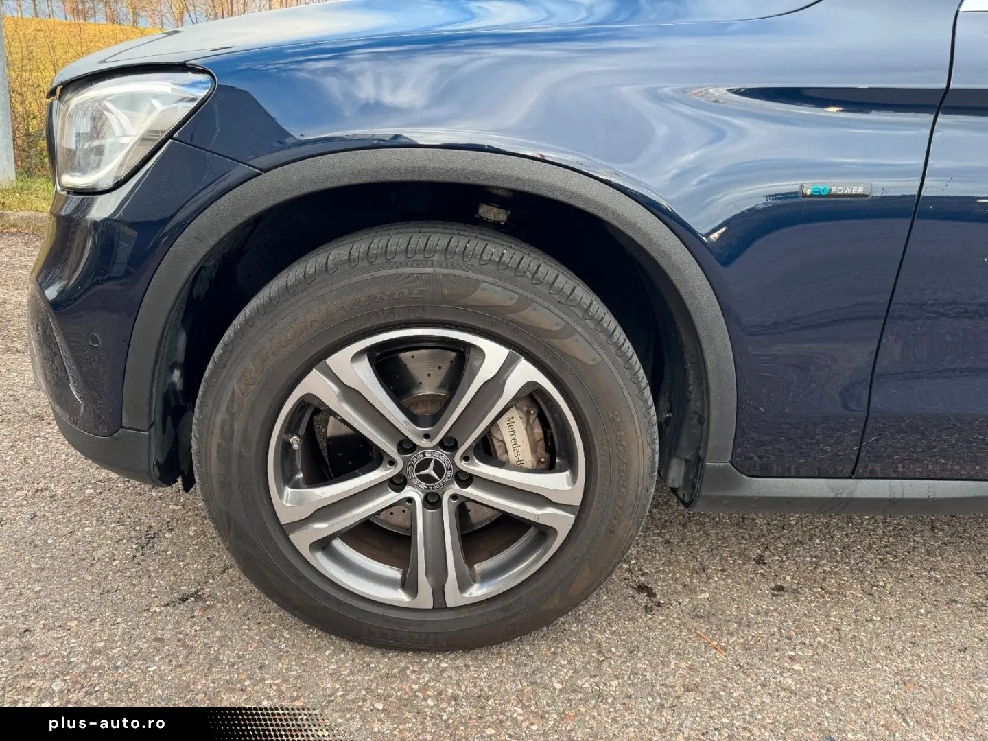 MERCEDES-BENZ GLC 300 e 4Matic LED AHK HUD Leder 1.Hand