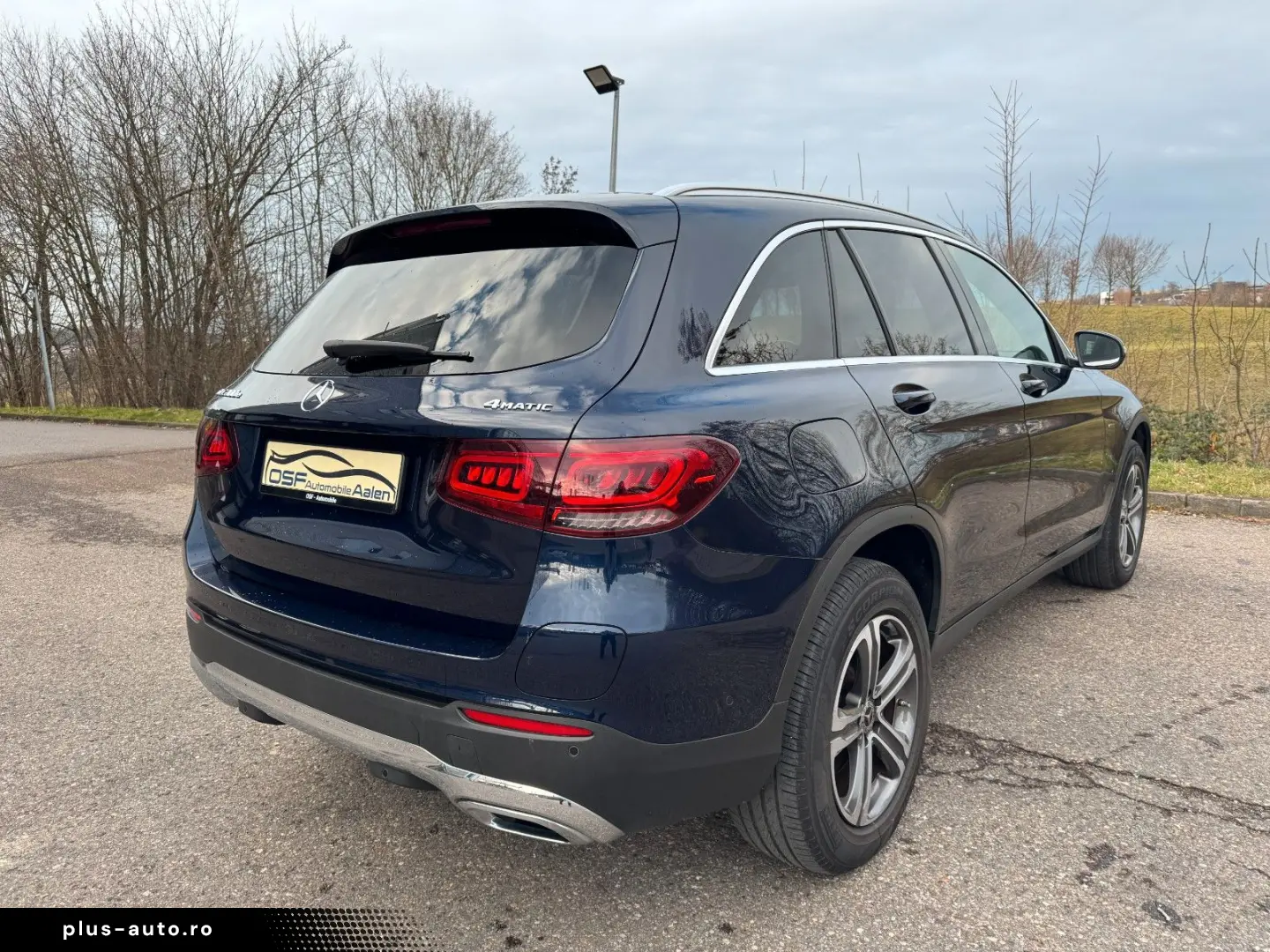 MERCEDES-BENZ GLC 300 e 4Matic LED AHK HUD Leder 1.Hand