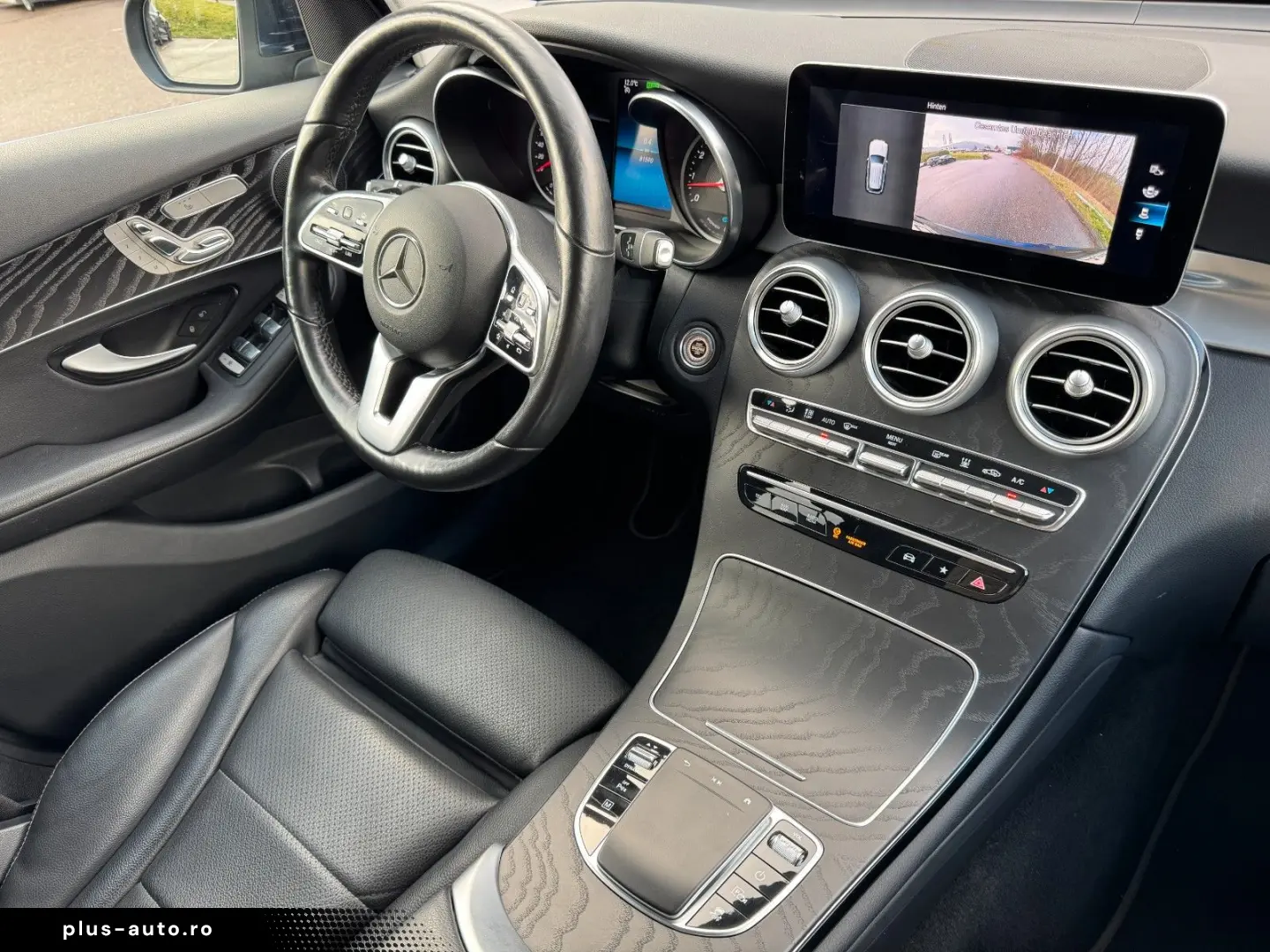 MERCEDES-BENZ GLC 300 e 4Matic LED AHK HUD Leder 1.Hand