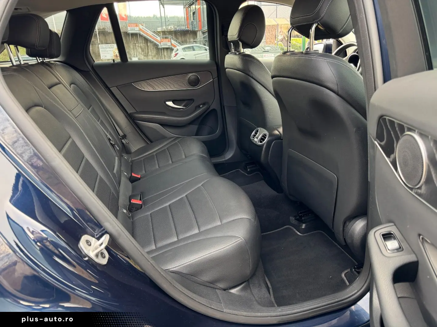 MERCEDES-BENZ GLC 300 e 4Matic LED AHK HUD Leder 1.Hand