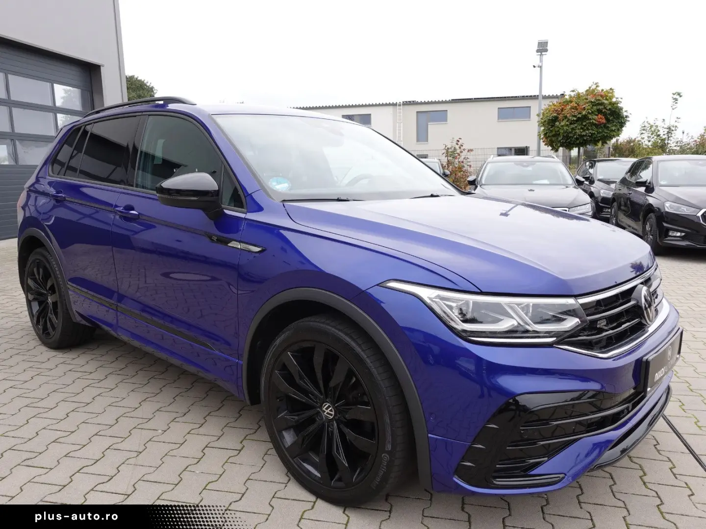 VW Tiguan 2 0 TDI DSG AHK Navi IQ-Matrix 3xR-Line