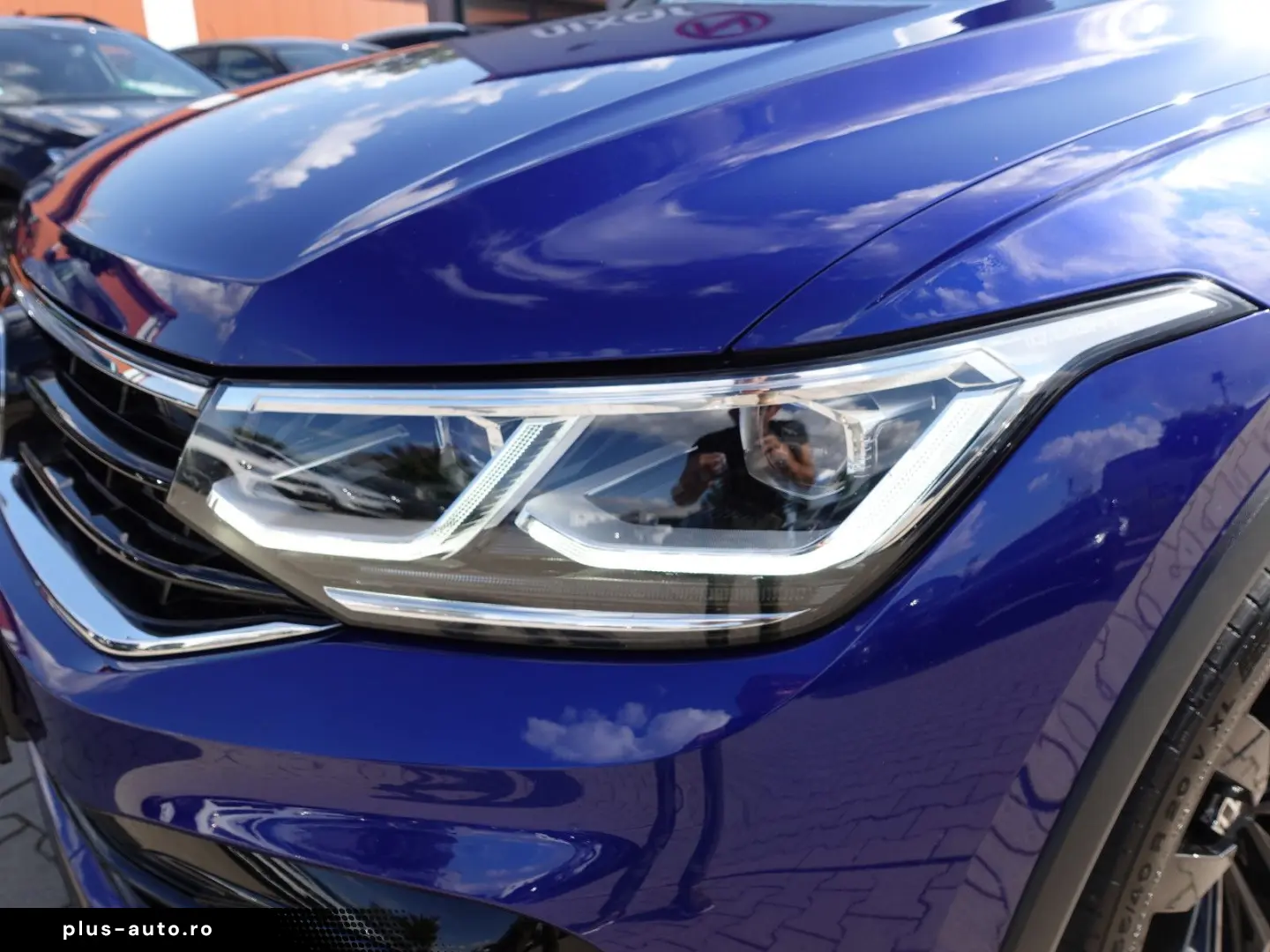 VW Tiguan 2 0 TDI DSG AHK Navi IQ-Matrix 3xR-Line