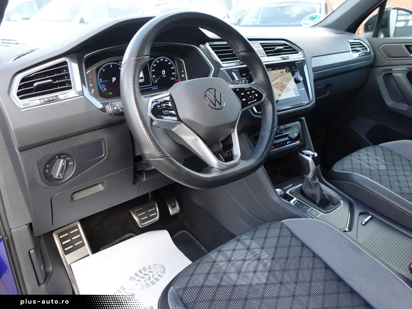 VW Tiguan 2 0 TDI DSG AHK Navi IQ-Matrix 3xR-Line