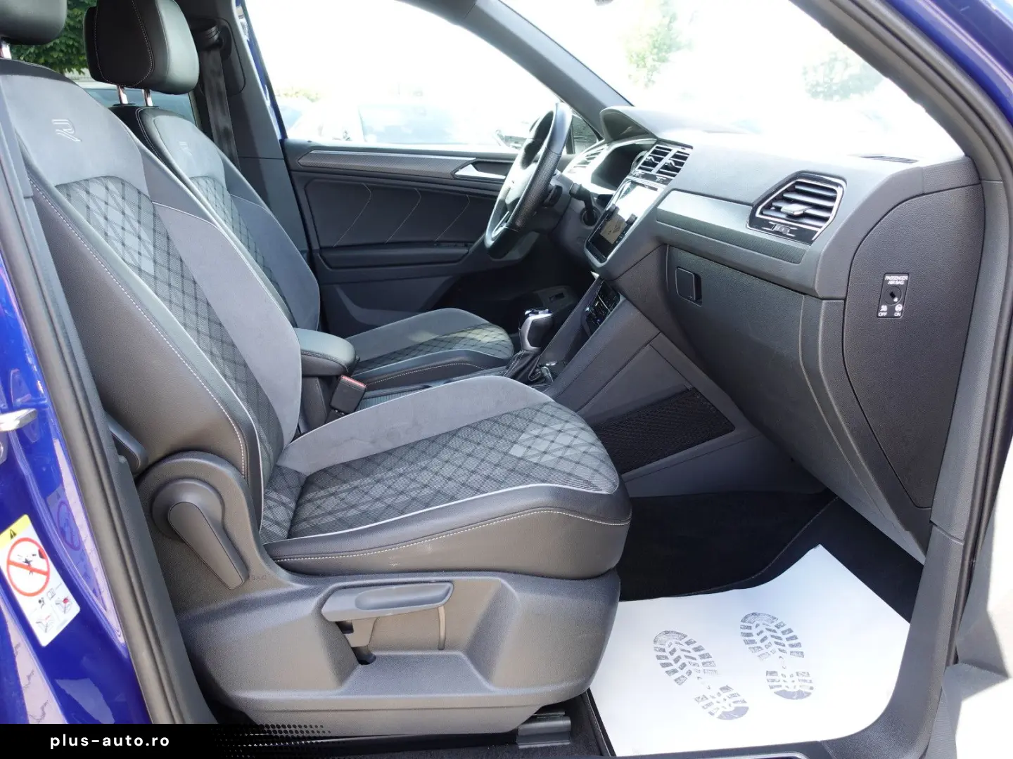 VW Tiguan 2 0 TDI DSG AHK Navi IQ-Matrix 3xR-Line