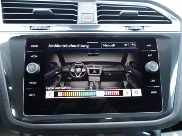 VW Tiguan 2 0 TDI DSG AHK Navi IQ-Matrix 3xR-Line