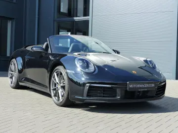 PORSCHE 992 Carrera 4 Cabriolet