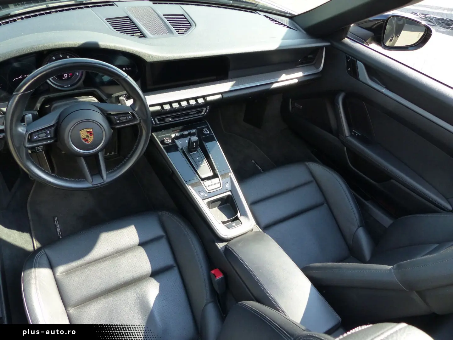 PORSCHE 992 Carrera 4 Cabriolet