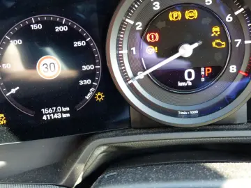 PORSCHE 992 Carrera 4 Cabriolet