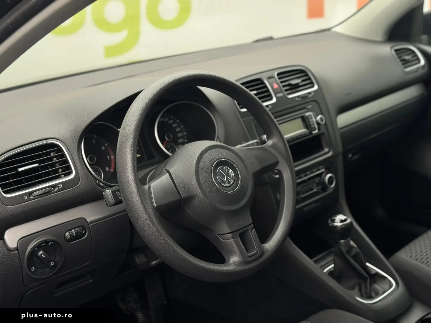 VOLKSWAGEN GOLF 1.6 MPI