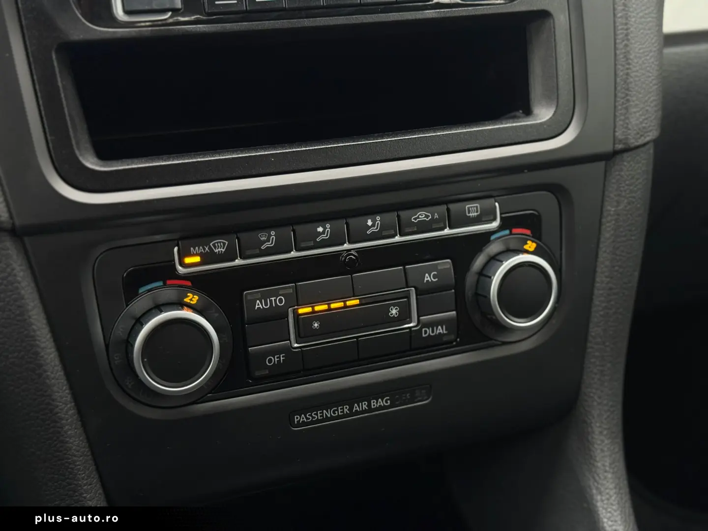 VOLKSWAGEN GOLF 1.6 MPI