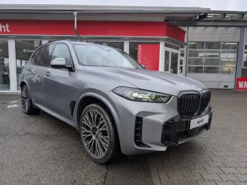 BMW X5 xDrive30d M Sport Plus Pano Iconic Glow
