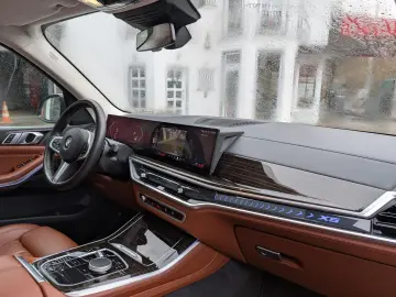 BMW X5 xDrive30d M Sport Plus Pano Iconic Glow