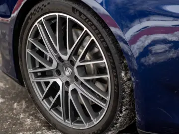 Porsche Panamera 4 E-Hybrid