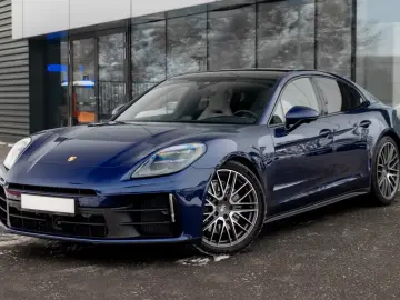 Porsche Panamera 4 E-Hybrid
