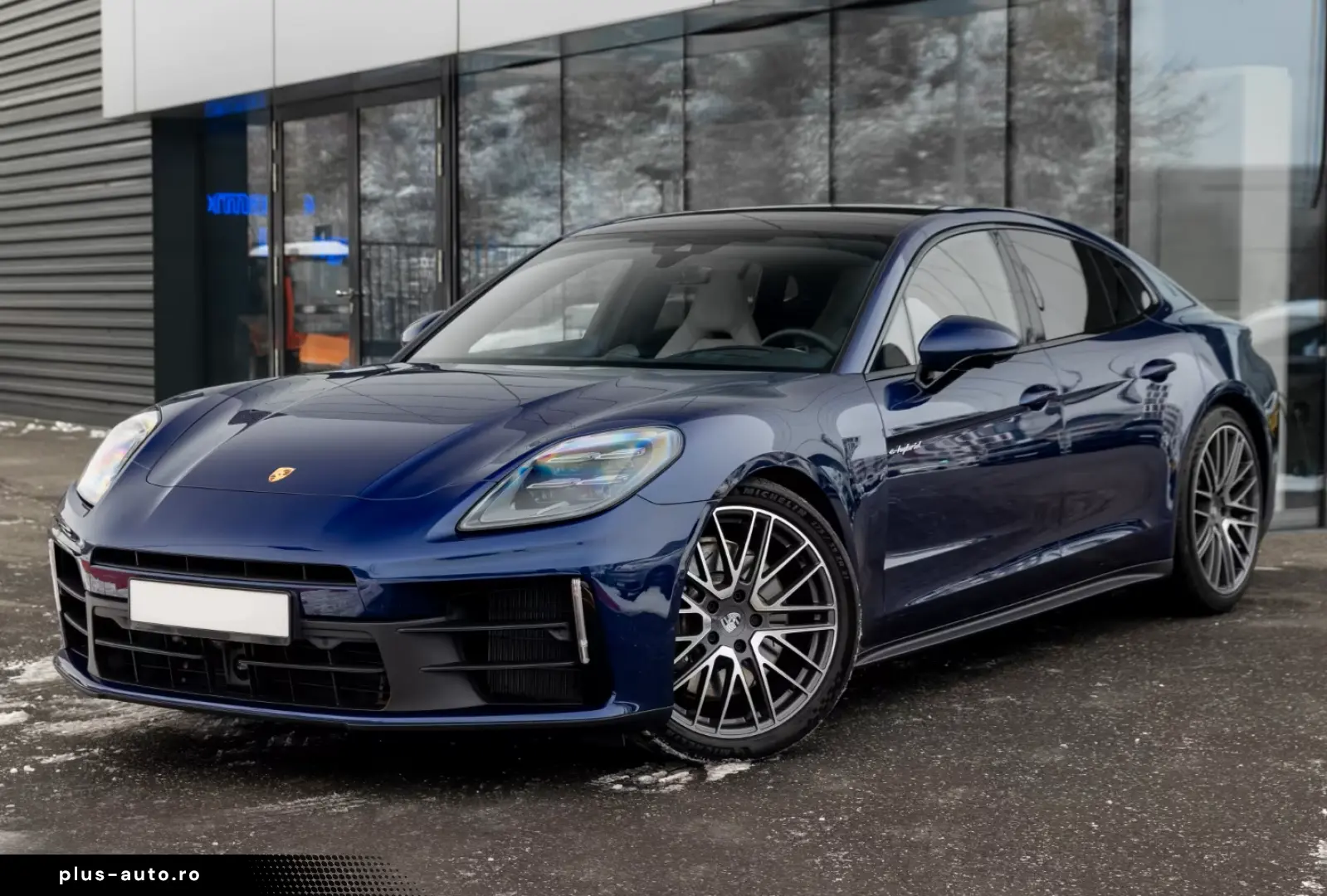 Porsche Panamera 4 E-Hybrid