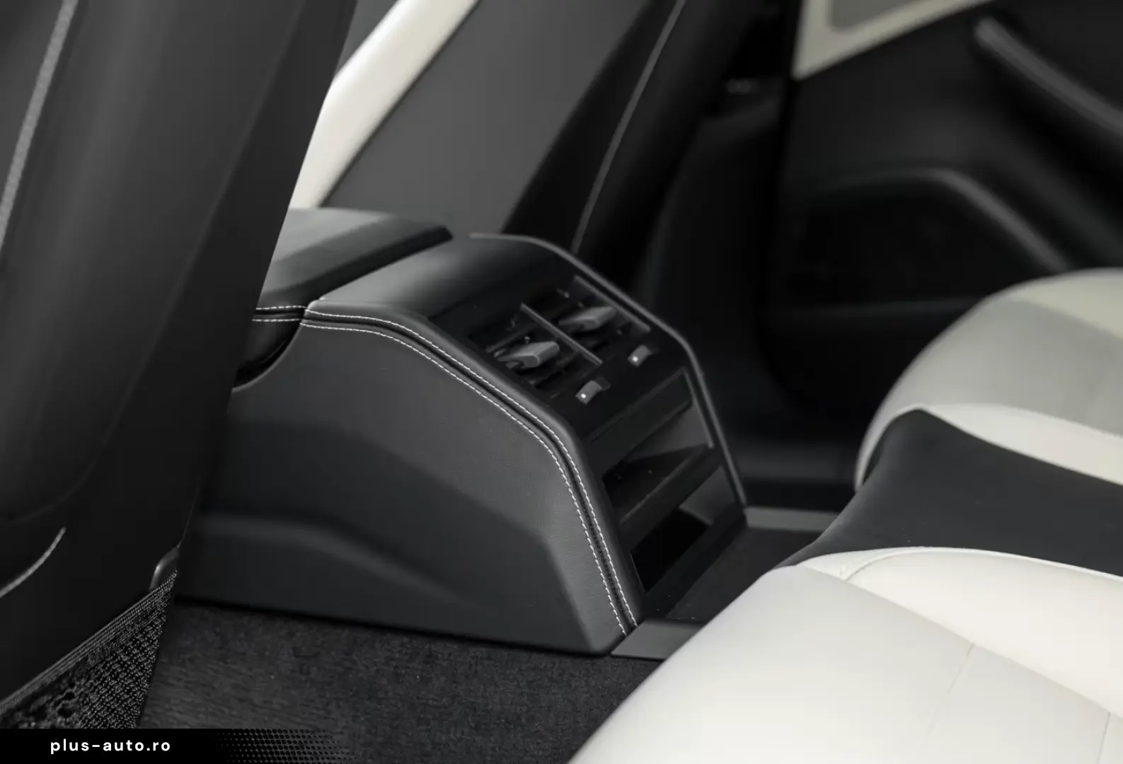 Porsche Panamera 4 E-Hybrid