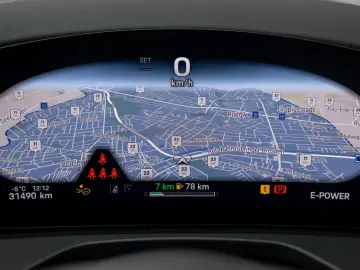 Porsche Panamera 4 E-Hybrid