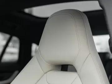 Porsche Panamera 4 E-Hybrid