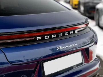 Porsche Panamera 4 E-Hybrid