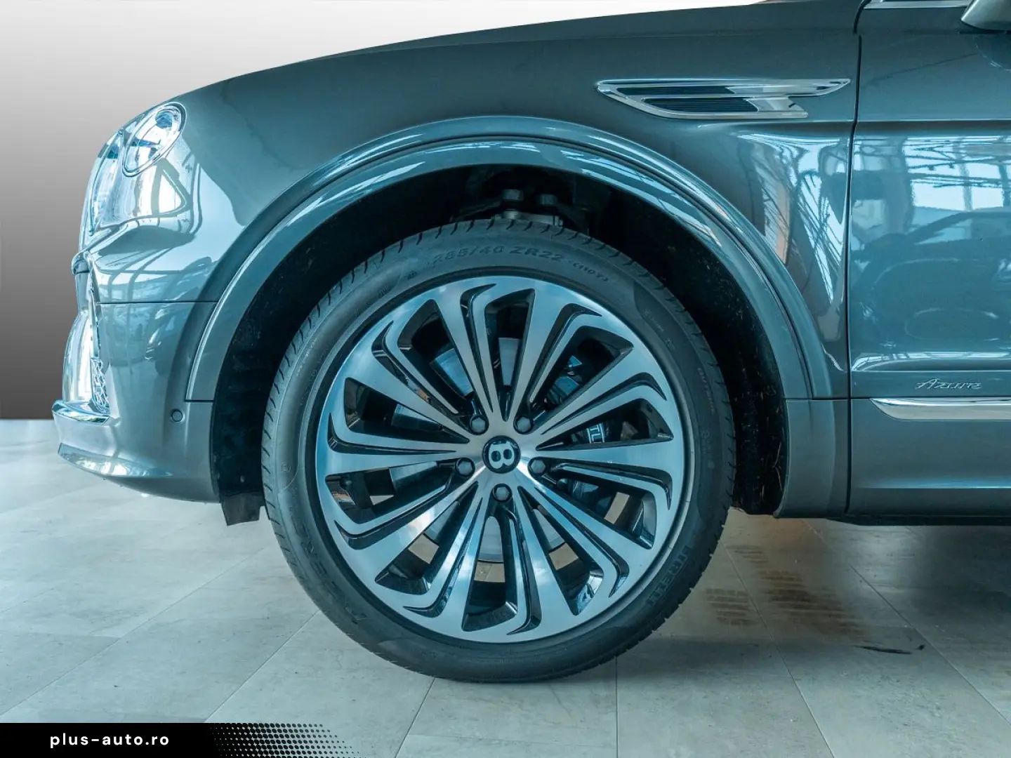 BENTLEY Bentayga Azure V8   Bentley Nürnberg