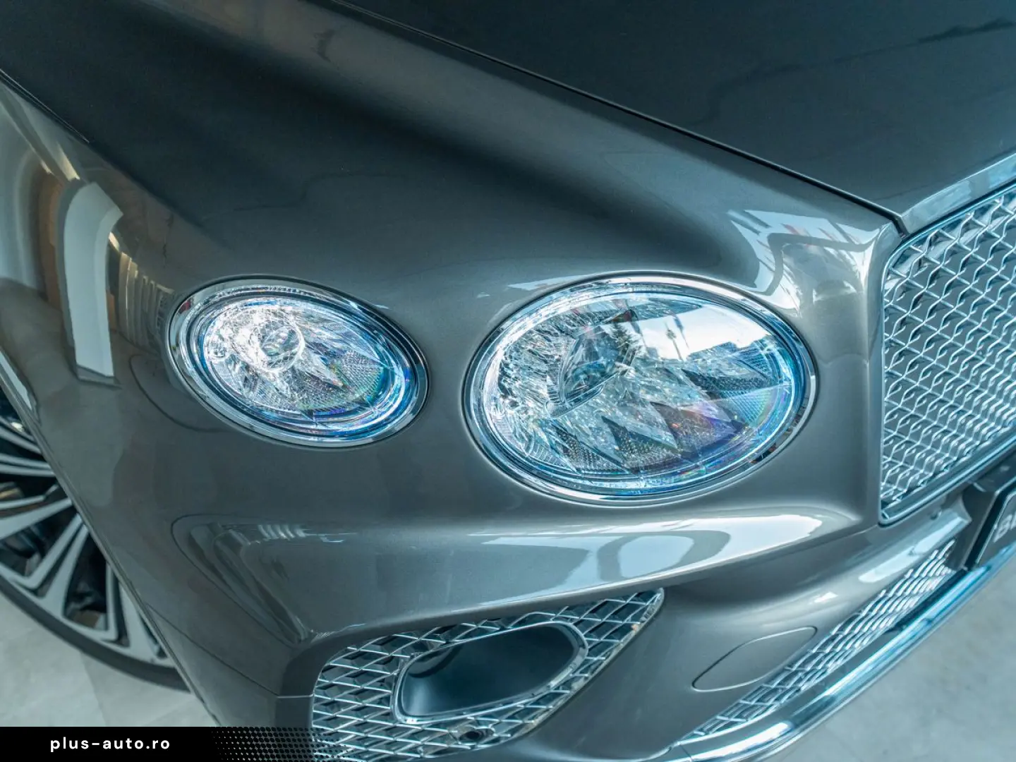 BENTLEY Bentayga Azure V8   Bentley Nürnberg