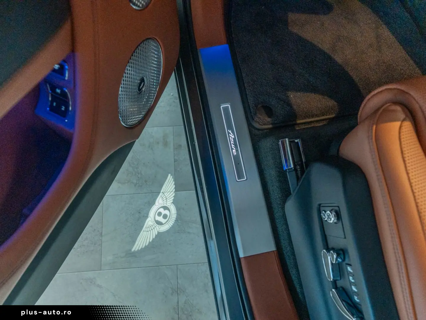 BENTLEY Bentayga Azure V8   Bentley Nürnberg