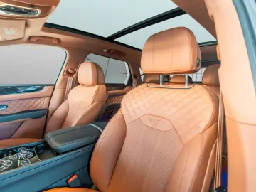 BENTLEY Bentayga Azure V8   Bentley Nürnberg