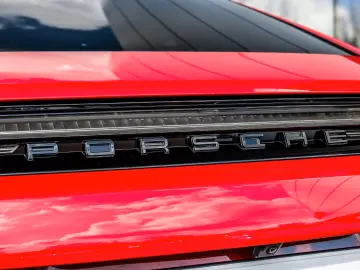 Porsche Panamera 4 E-Hybrid