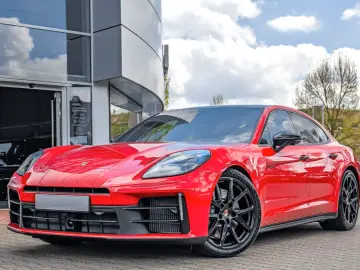 Porsche Panamera 4 E-Hybrid