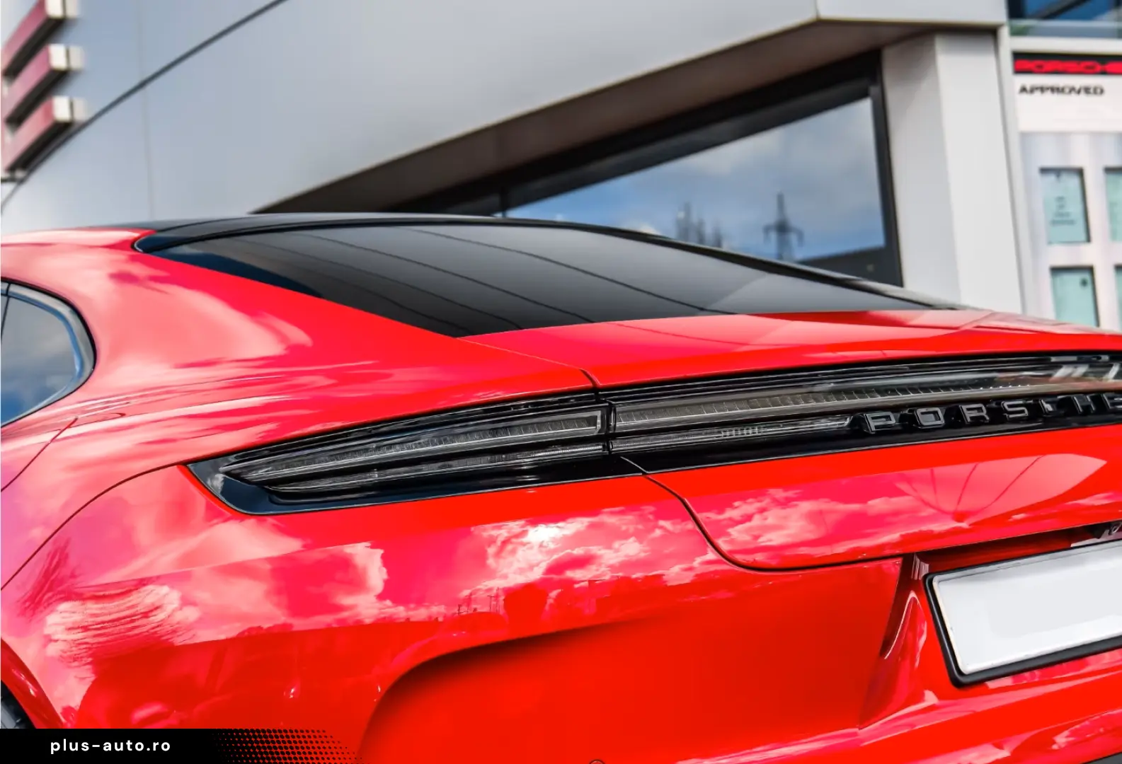 Porsche Panamera 4 E-Hybrid