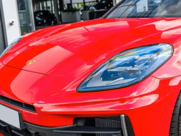 Porsche Panamera 4 E-Hybrid