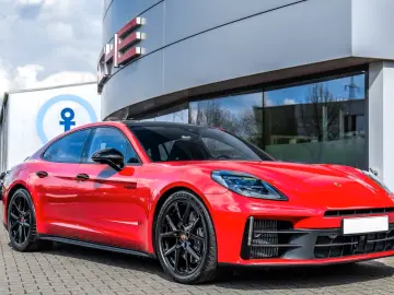 Porsche Panamera 4 E-Hybrid