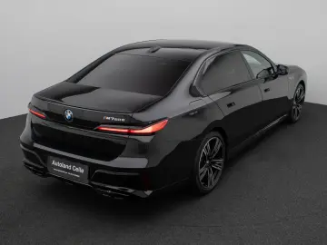 BMW M760e Sky Lounge B&W Fond Ent M-Performance Voll
