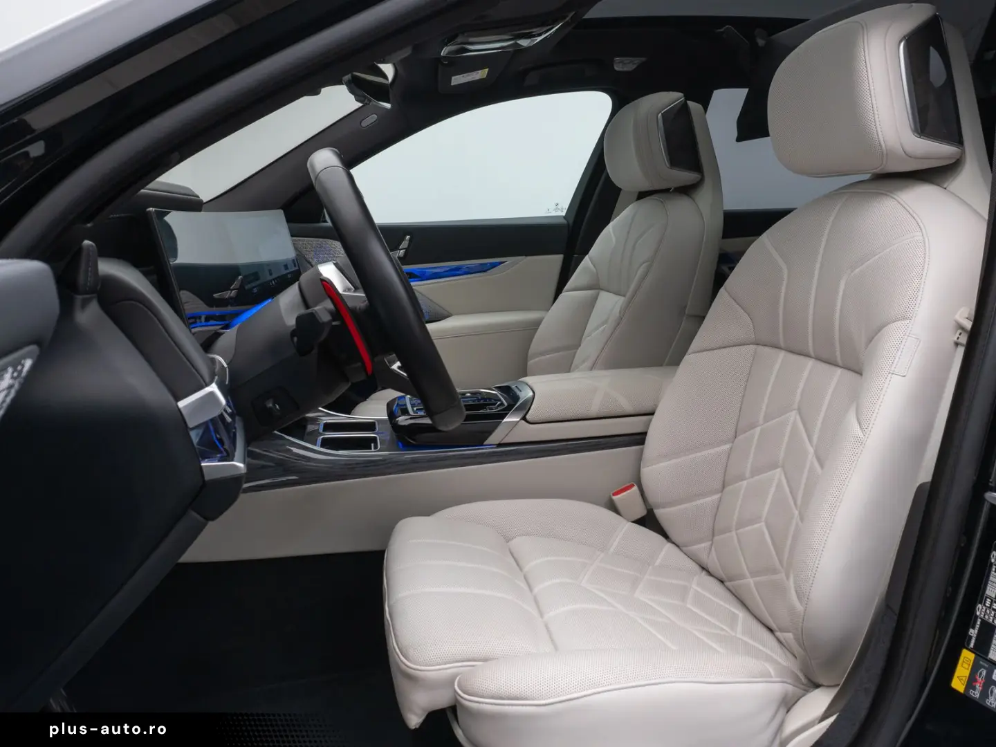 BMW M760e Sky Lounge B&W Fond Ent M-Performance Voll