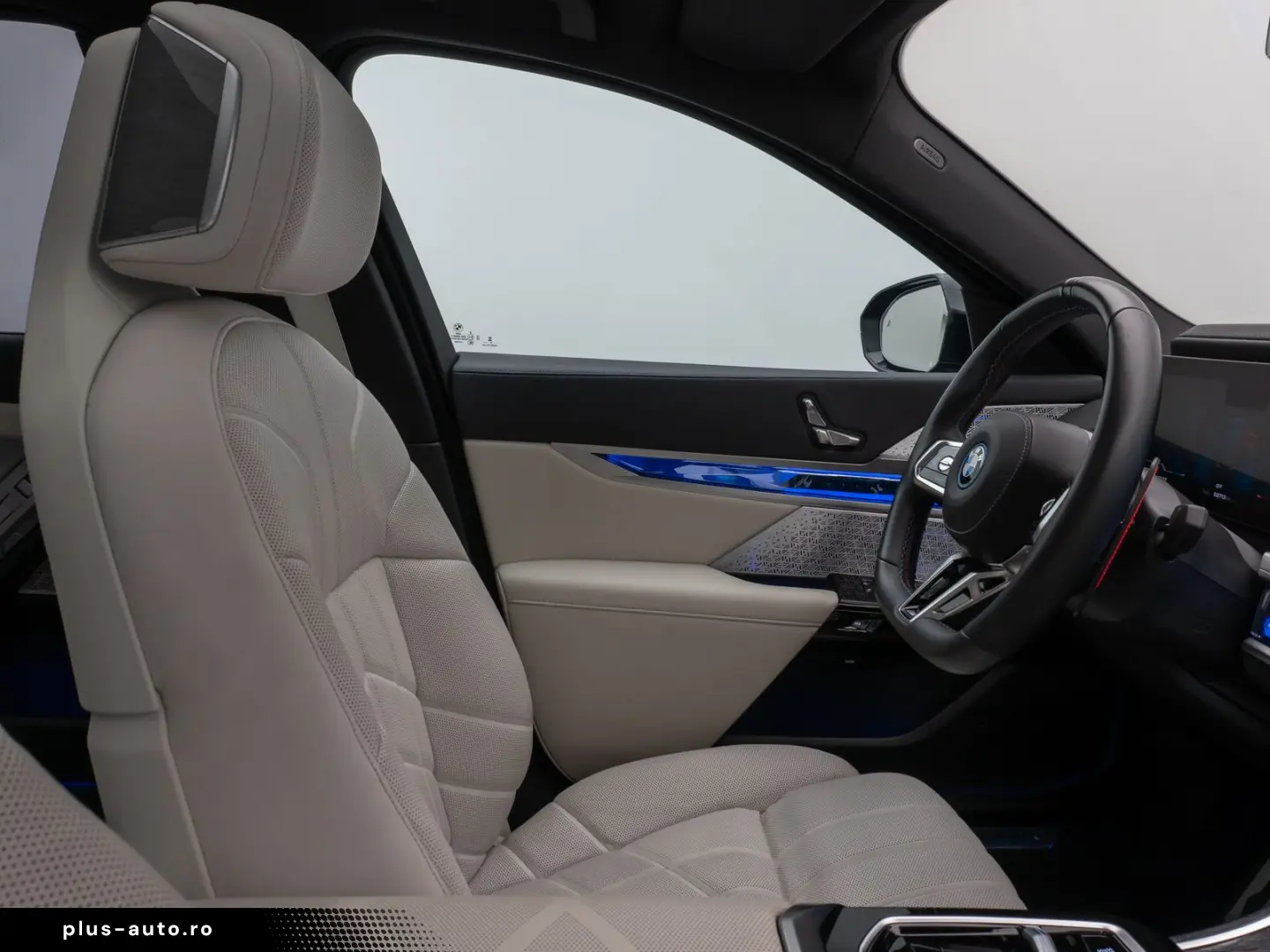 BMW M760e Sky Lounge B&W Fond Ent M-Performance Voll