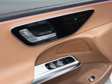 MERCEDES-BENZ E 200 Limousine SpurW ParkAss. LED SpurH Navi