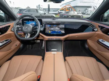 MERCEDES-BENZ E 200 Limousine SpurW ParkAss. LED SpurH Navi