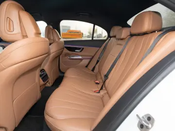 MERCEDES-BENZ E 200 Limousine SpurW ParkAss. LED SpurH Navi