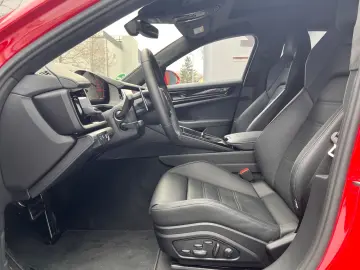 PORSCHE Panamera GTS · Burmester · Panorama · Hinterachs