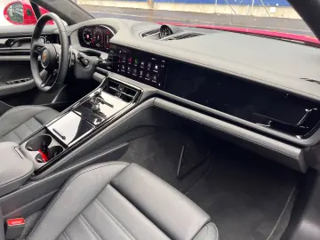 PORSCHE Panamera GTS · Burmester · Panorama · Hinterachs