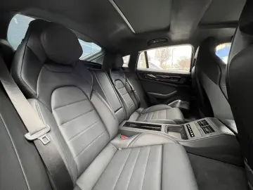 PORSCHE Panamera GTS · Burmester · Panorama · Hinterachs