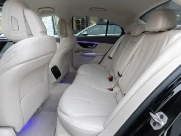 MERCEDES-BENZ E 200 Limousine SpurW ParkAss. LED SpurH Navi