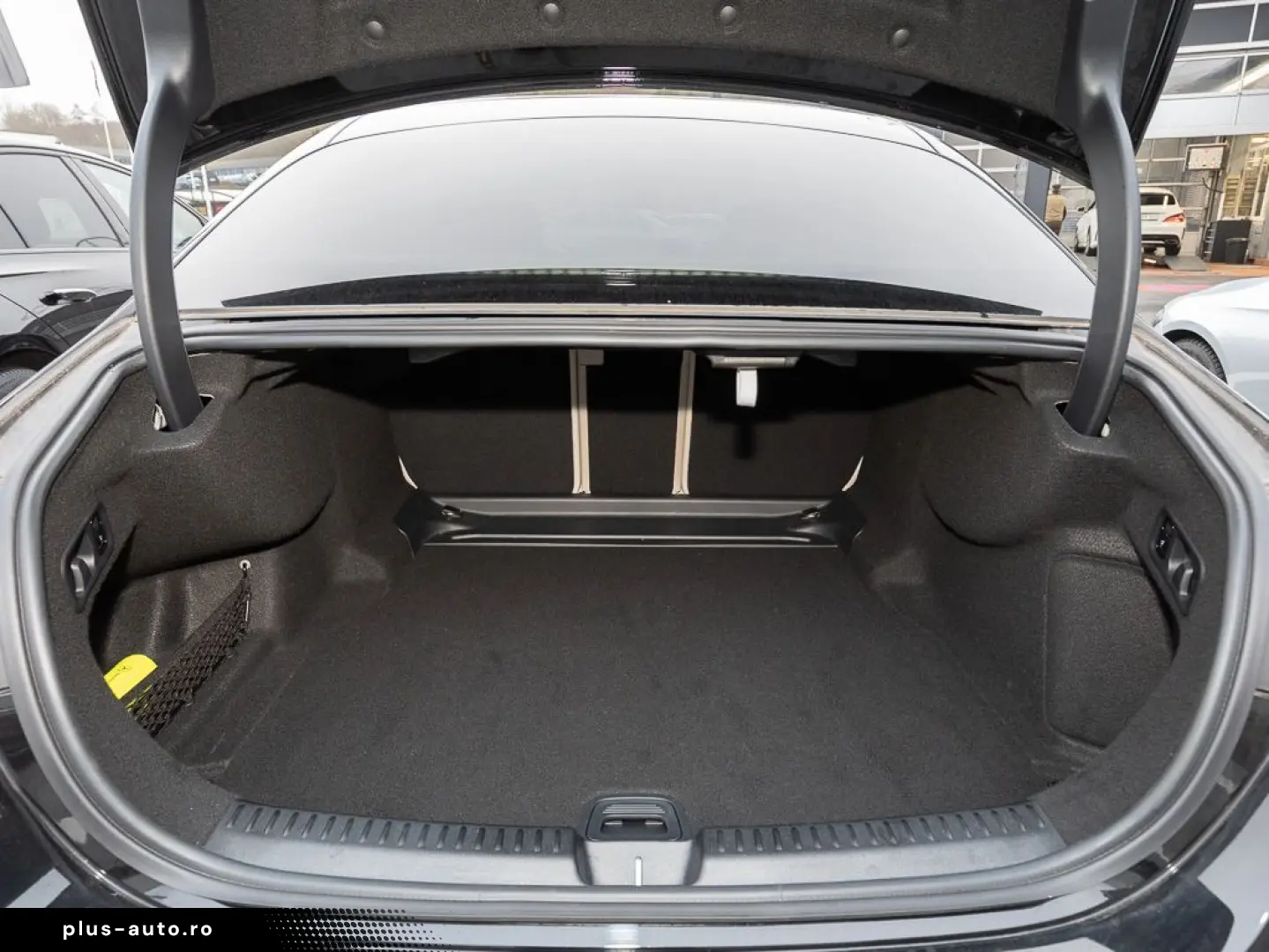 MERCEDES-BENZ E 200 Limousine SpurW ParkAss. LED SpurH Navi